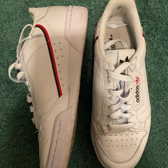 Blue tint Adidas white continentals - Picture 2 of 4